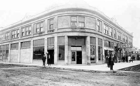Mears Theatre - Old Pic (newer photo)